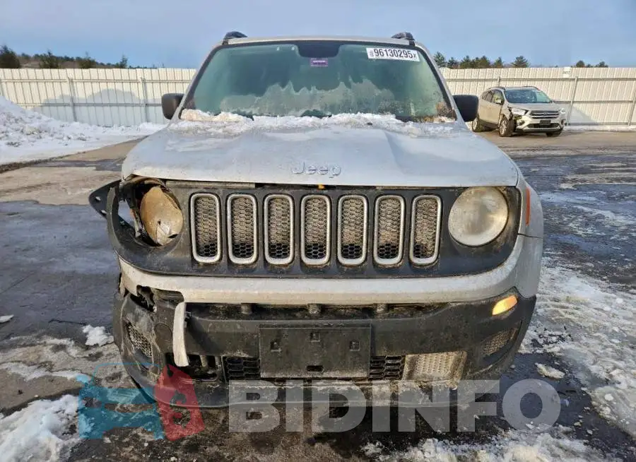 ZACCJBAB6HPF90443 Photo# 5