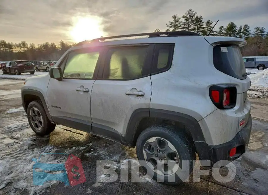 ZACCJBAB6HPF90443 Photo# 2
