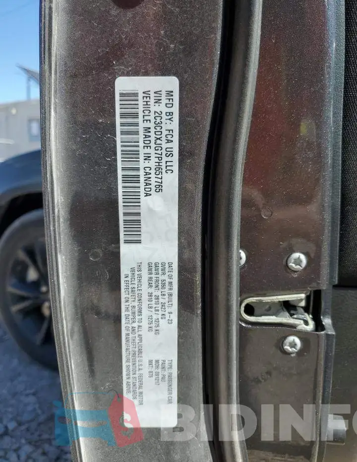 2C3CDXJG7PH657765 Photo# 13