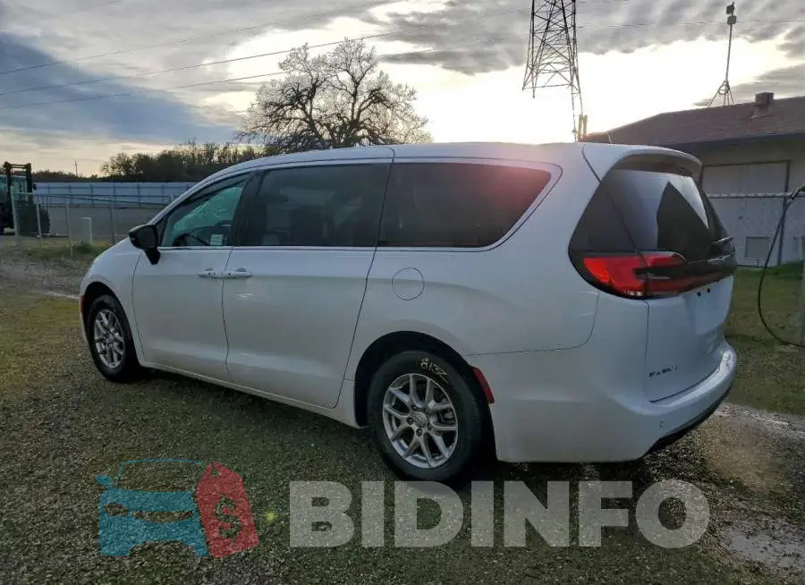 2C4RC1BG9SR614262 Photo# 2
