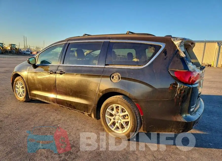 2C4RC1DG4LR258477 Photo# 2