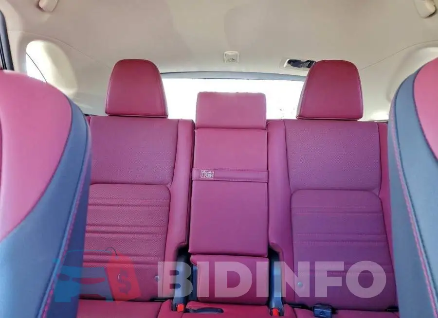 JTJDARBZ1M2178439 Photo# 10
