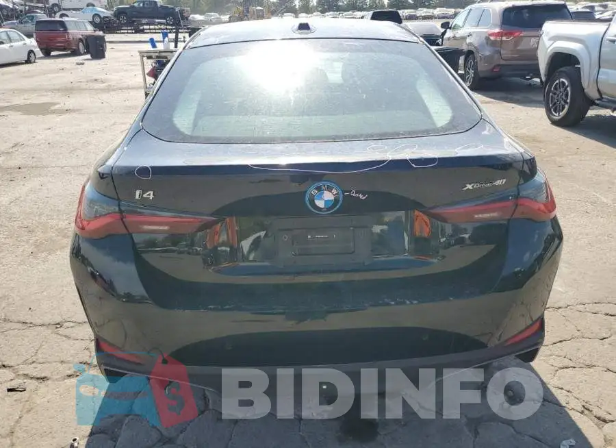 WBY83FB06RFS71552 Photo# 6