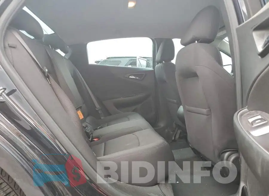 1G1ZB5ST3NF170890 Photo# 10