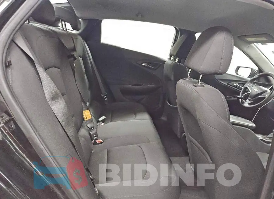 1G1ZD5ST2NF144937 Photo# 10