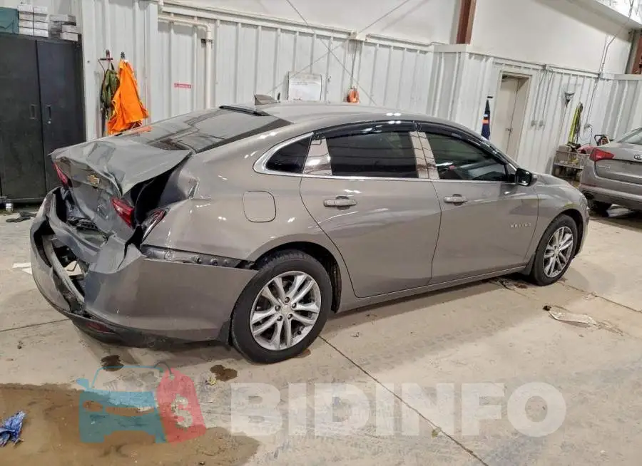 1G1ZD5ST6JF161380 Photo# 3