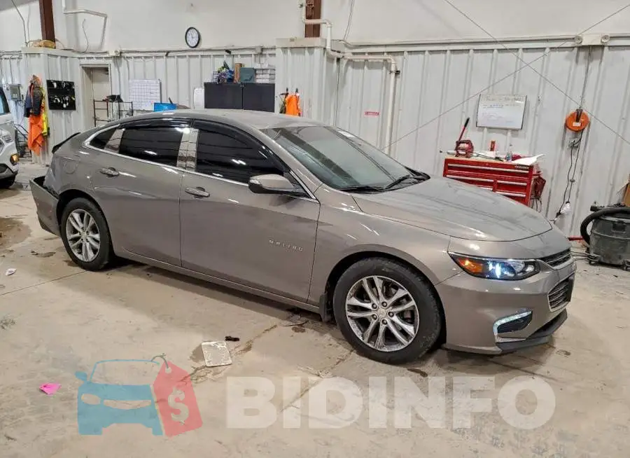 1G1ZD5ST6JF161380 Photo# 4
