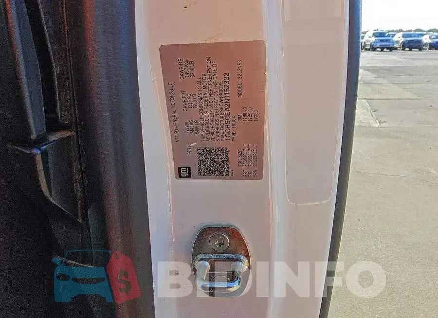 1GCHSCEA2N1152332 Photo# 12