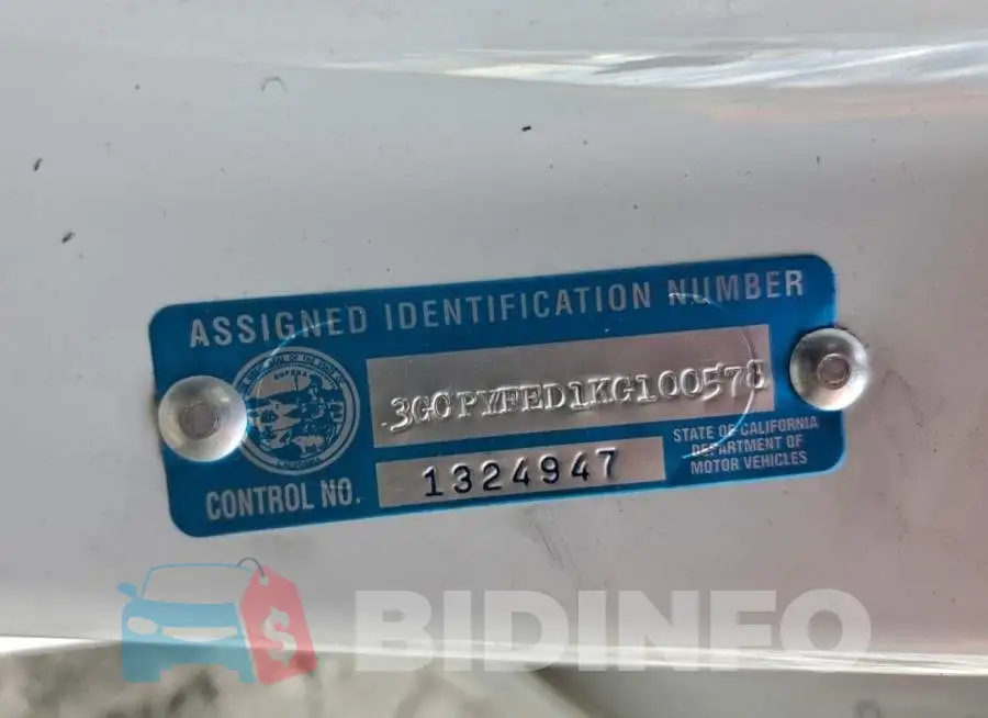 3GCPYFED1KG100578 Photo# 12