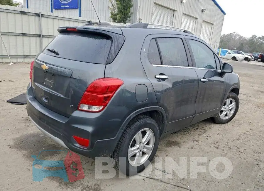 KL7CJPSB9JB673695 Photo# 3