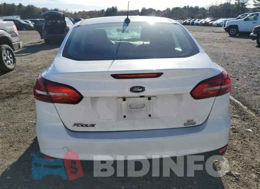 1FADP3FE0HL275398 Photo# 6