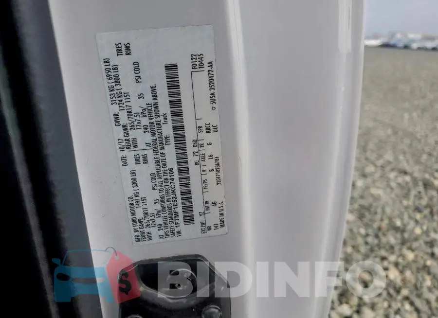 1FTMF1E52JKC74106 Photo# 12