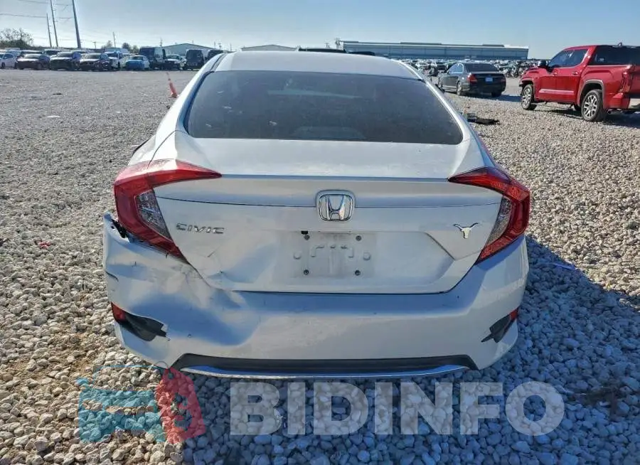 19XFC2F63KE035425 Photo# 6