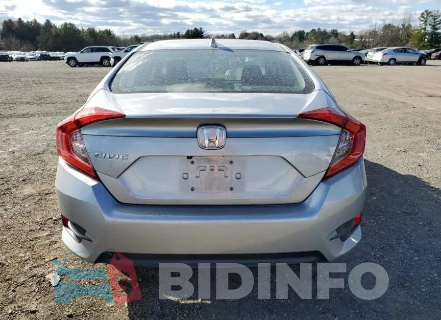 19XFC2F73HE046880 Photo# 6