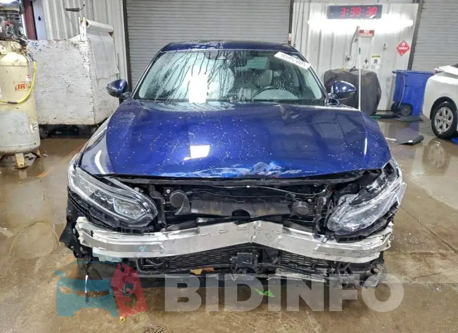 1HGCV3F55KA010850 Photo# 5