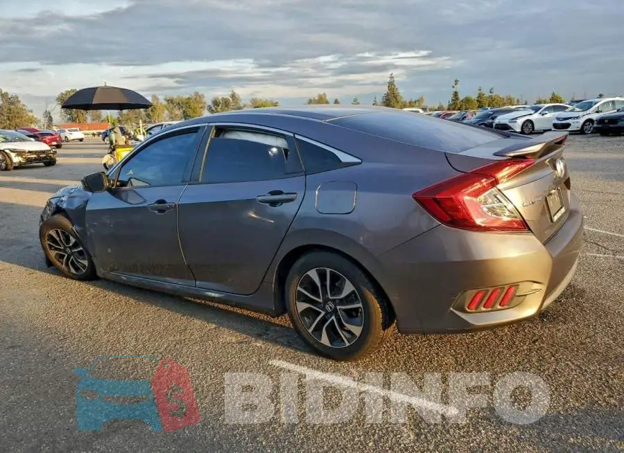 2HGFC2F51HH558349 Photo# 2