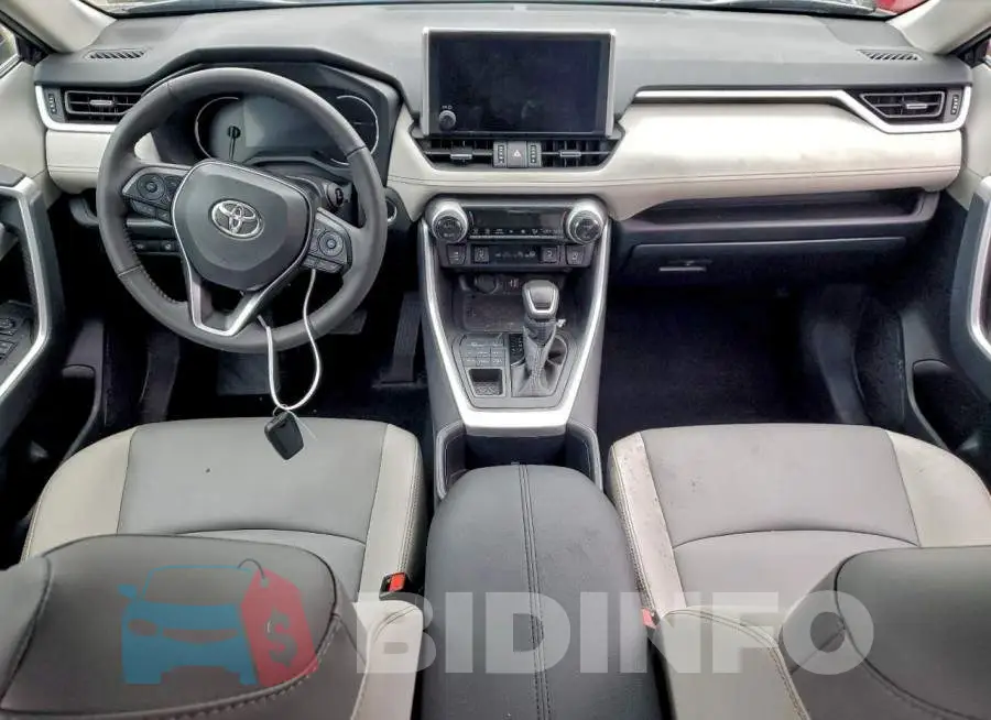 2T3A1RFV7SW516783 Photo# 8
