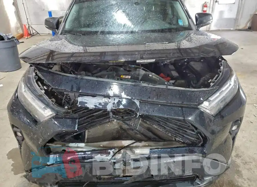 2T3A1RFV8PW386844 Photo# 12