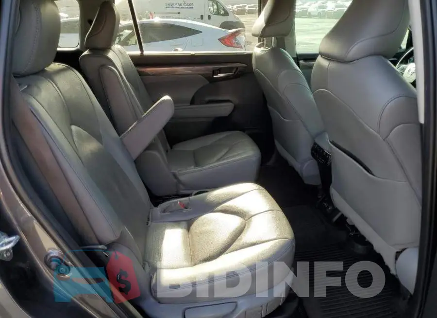 5TDEBRCHXPS123544 Photo# 11