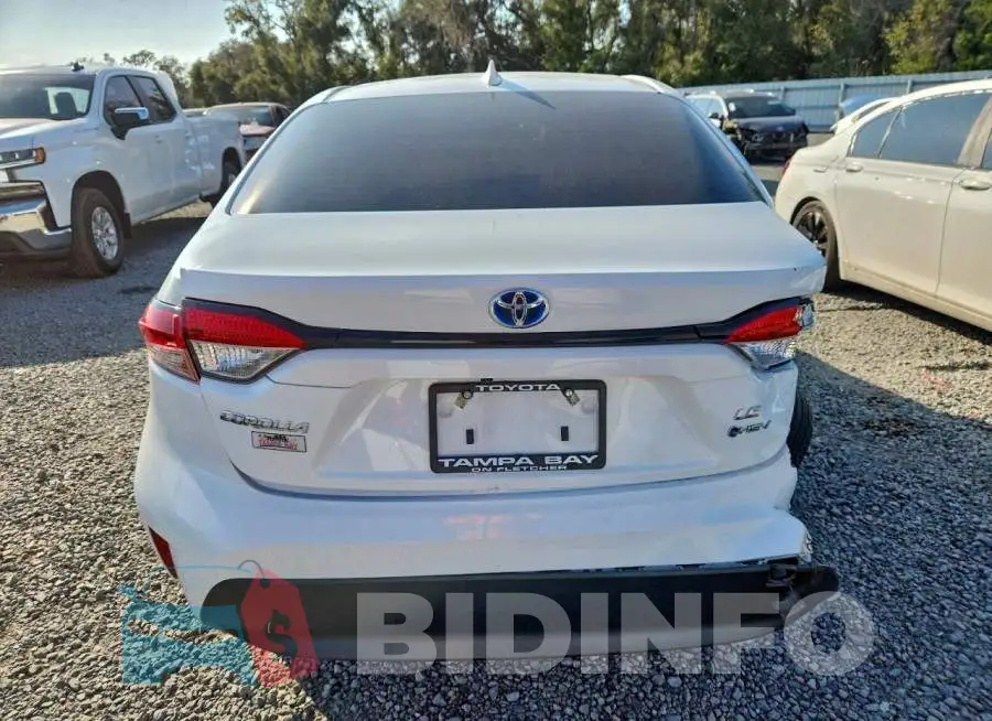 JTDBCMFE3S3081619 Photo# 6
