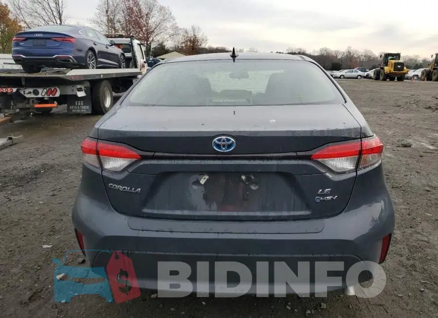 JTDBCMFE3S3082690 Photo# 6