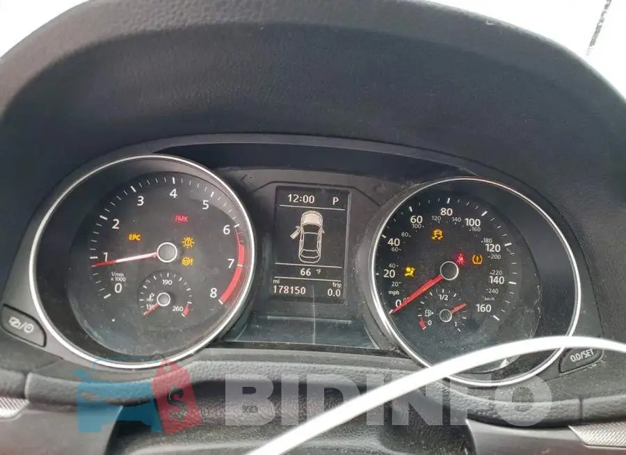 1VWDT7A3XHC022931 Photo# 9