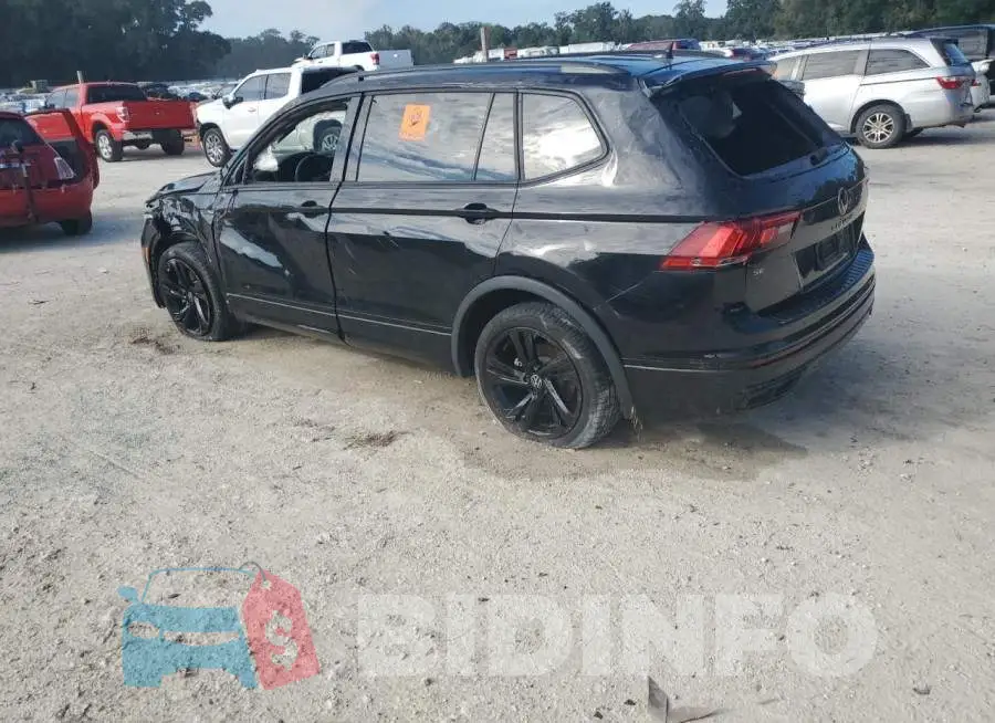 3VVCB7AX7RM000763 Photo# 2