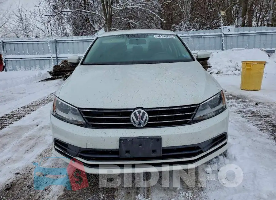 3VW2B7AJ0HM218657 Photo# 5
