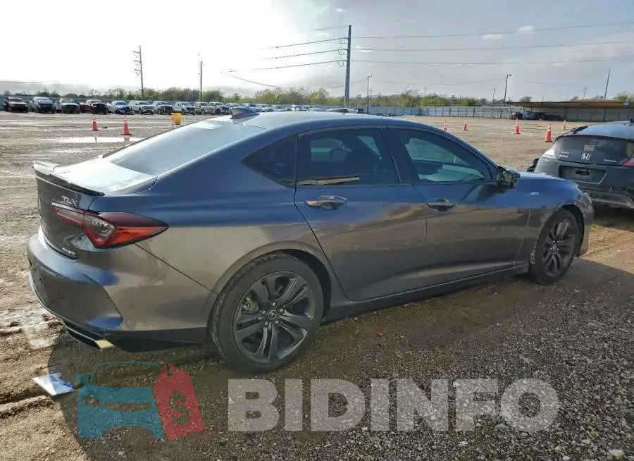 19UUB6F57MA001732 Photo# 3