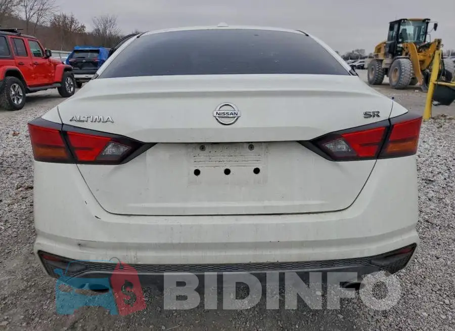 1N4BL4CV1KC185729 Photo# 6