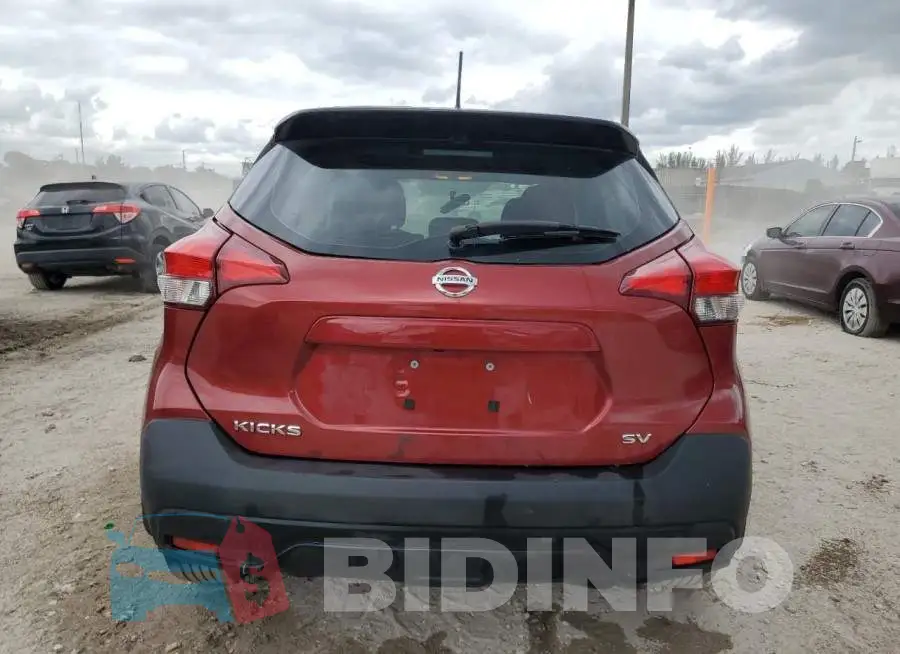 3N1CP5CU3KL567834 Photo# 6