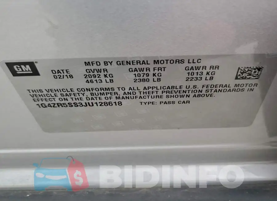 1G4ZR5SS3JU128618 Photo# 12