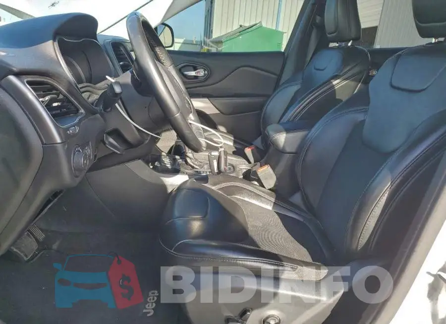 1C4PJLLB5KD204069 Photo# 7