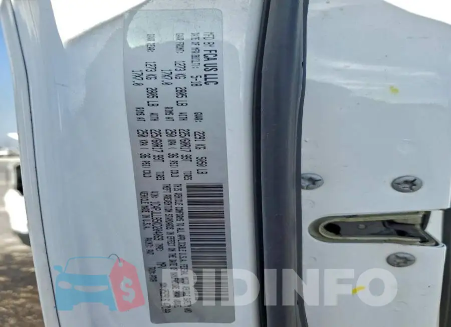 1C4PJLLB5KD204069 Photo# 13