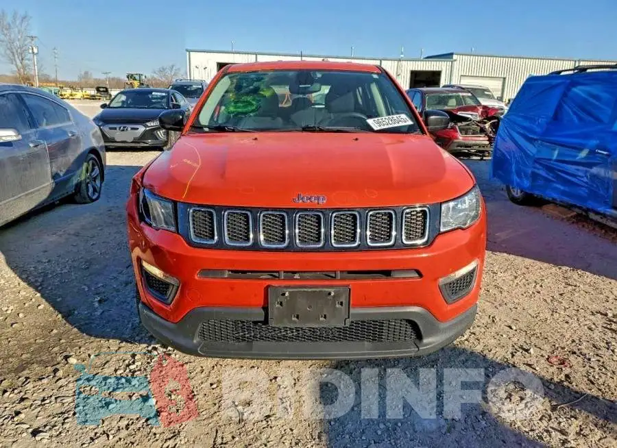 3C4NJDAB1JT464932 Photo# 5