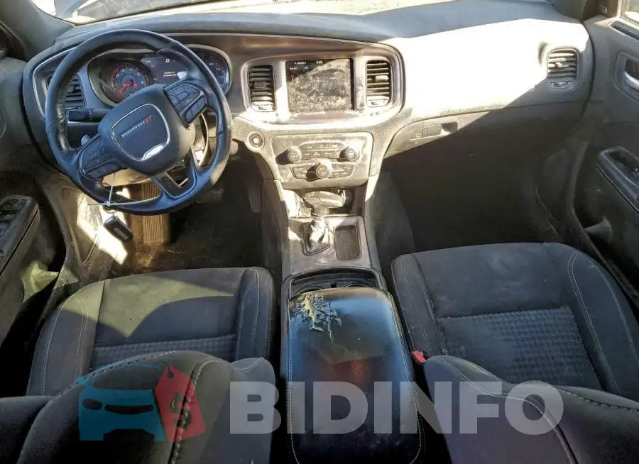 2C3CDXJG2KH671372 Photo# 8