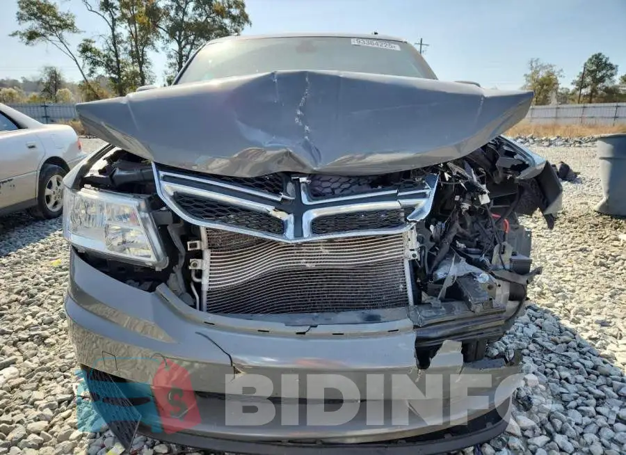 3C4PDCAB9LT250512 Photo# 5