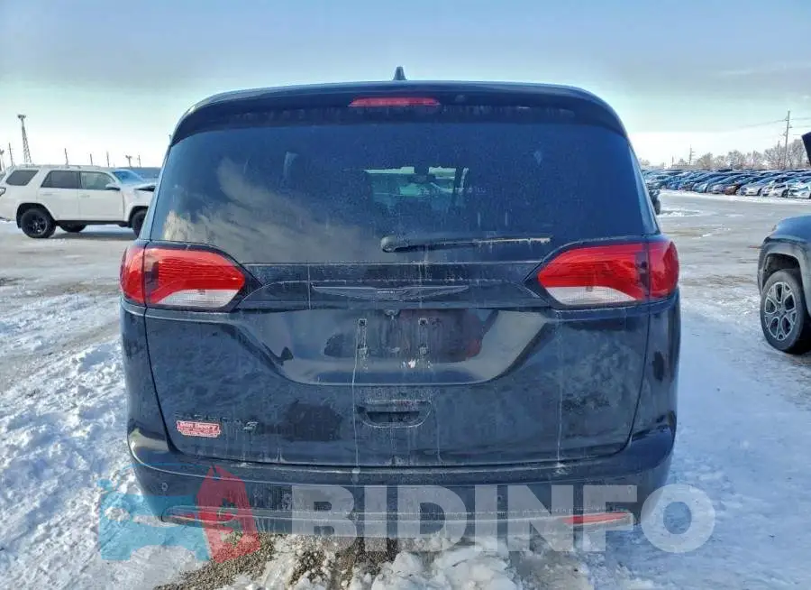 2C4RC1EG8LR280917 Photo# 6
