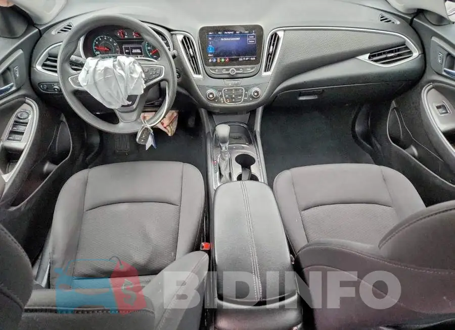 1G1ZD5ST6NF152622 Photo# 8