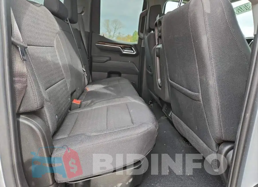 1GCRDDED7RZ325798 Photo# 10