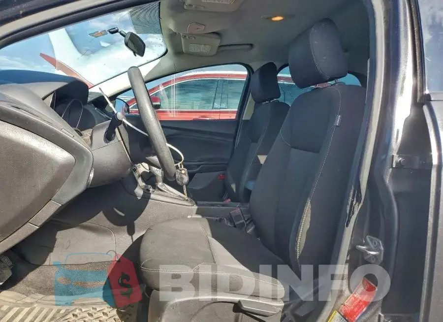 1FADP3F26HL259003 Photo# 7