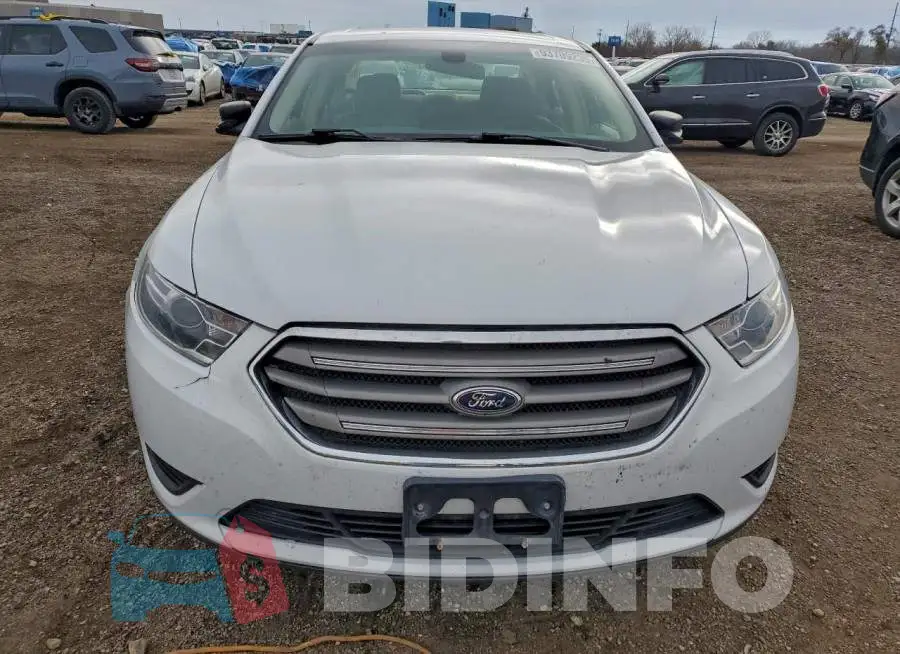 1FAHP2D88HG142857 Photo# 5
