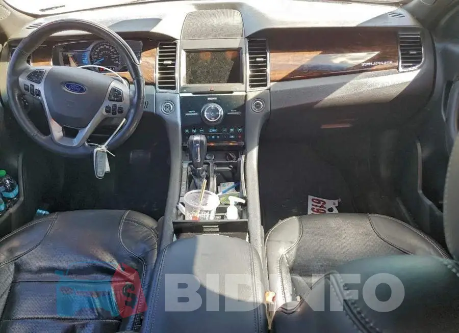 1FAHP2F83JG120462 Photo# 8