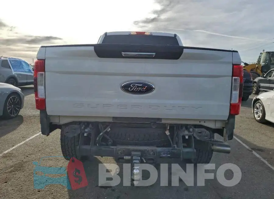 1FT7W2BT3KED31614 Photo# 6
