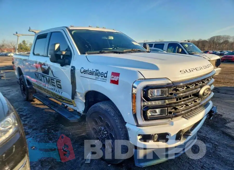 1FT8W2BTXPED38457 Photo# 4
