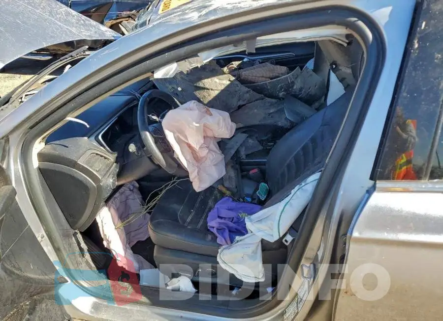 3FA6P0CD1LR115513 Photo# 8