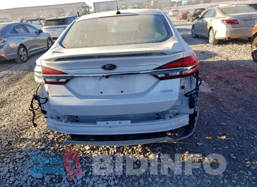 3FA6P0K97HR220190 Photo# 6