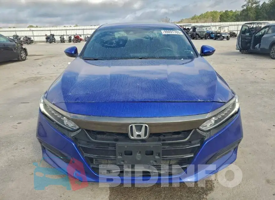 1HGCV1F32KA045722 Photo# 5