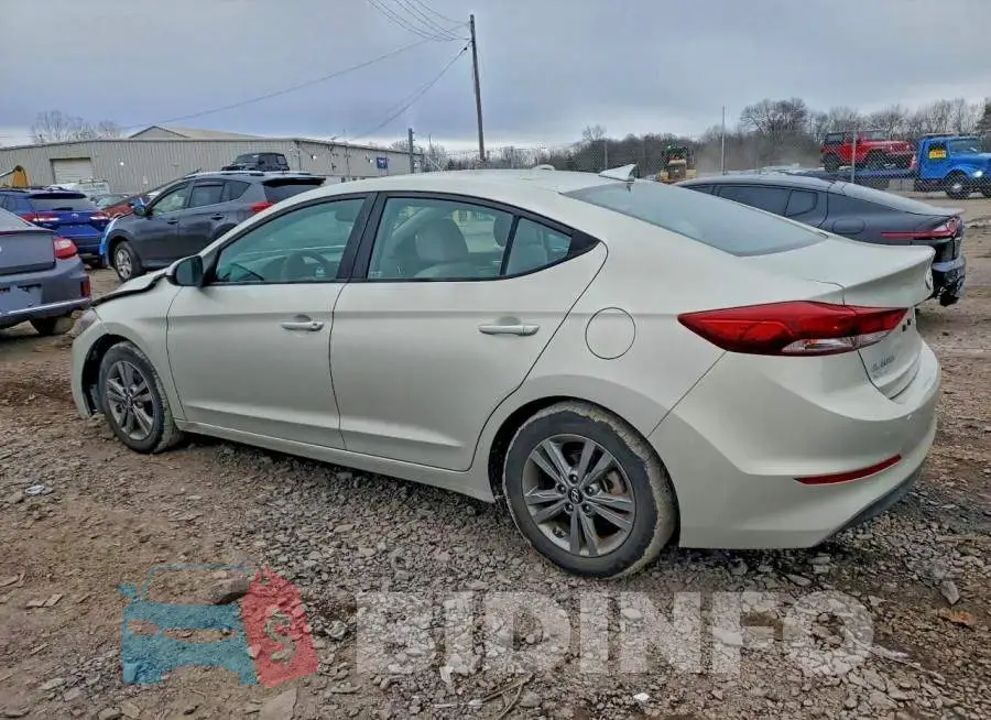 5NPD84LFXJH271721 Photo# 2
