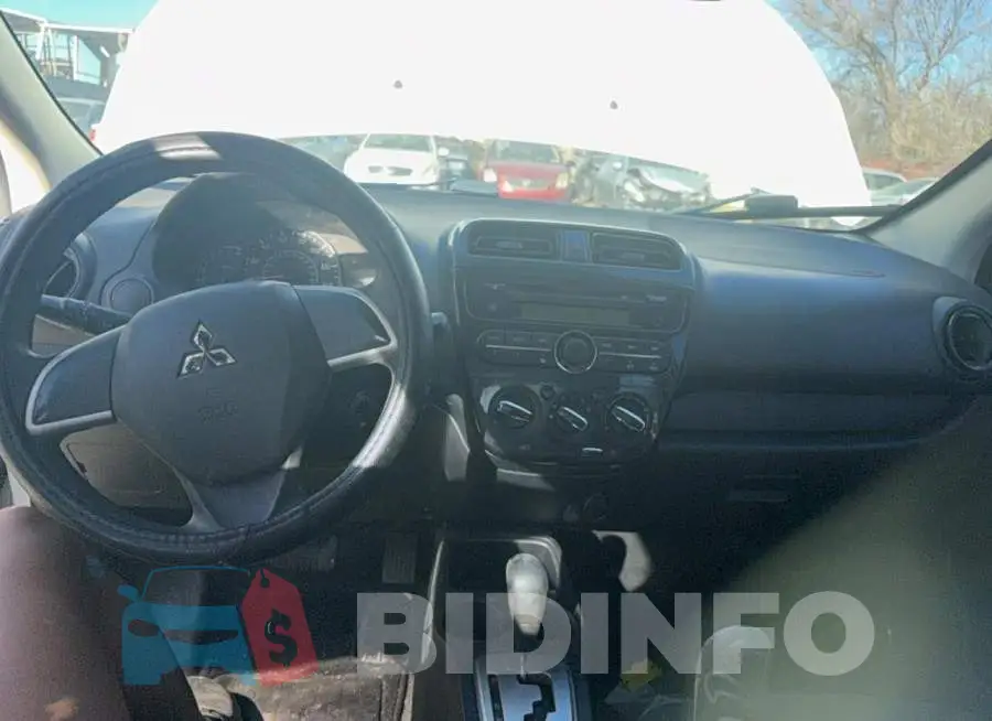 ML32F3FJ0HHF16743 Photo# 9